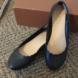 Lauren Conrad Scalloped Ballet Flats